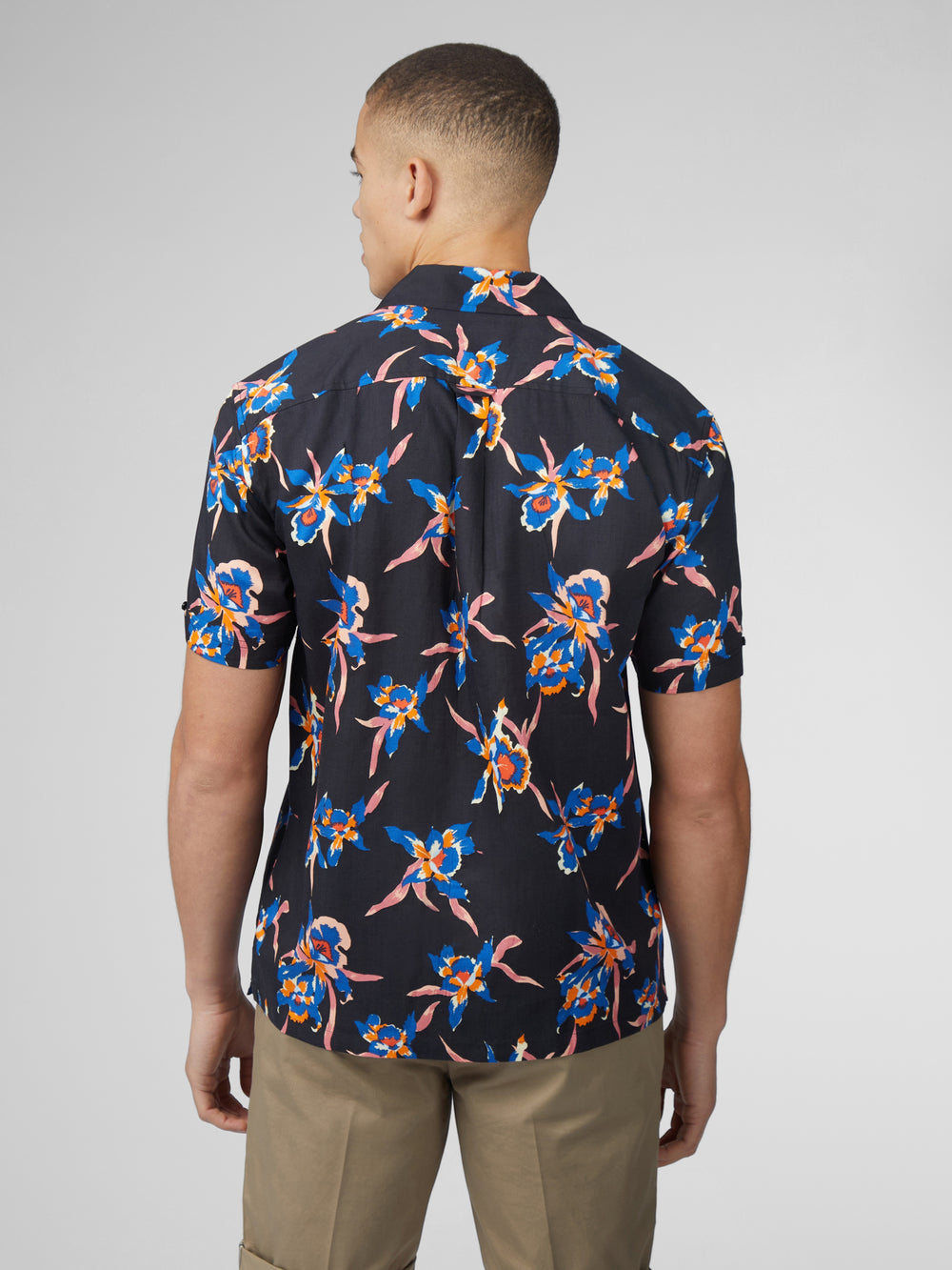 Black Ben Sherman Signature Botanical Print Shirts | 538746-ZVR