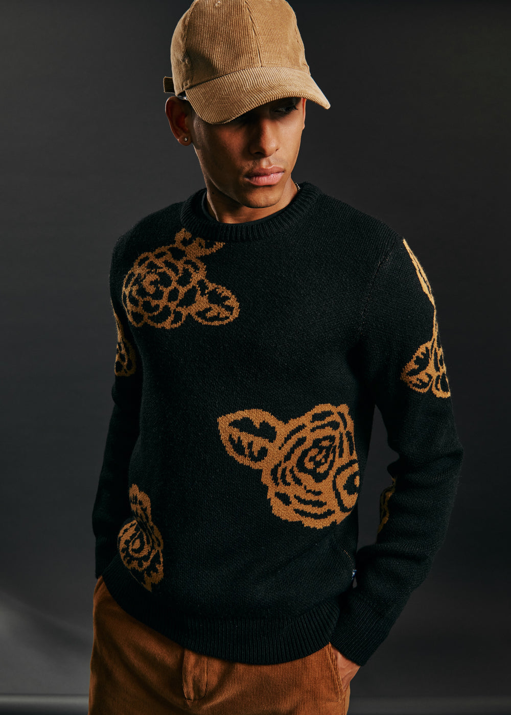 Black Ben Sherman Winter Floral Knitwear | 243685-MKX