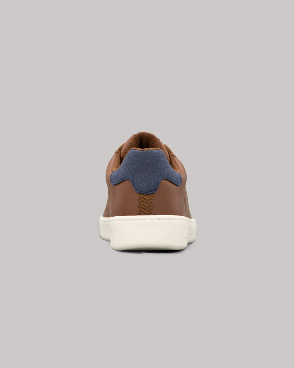 Brown Ben Sherman Hampton Court Sneakers | 259831-JCU