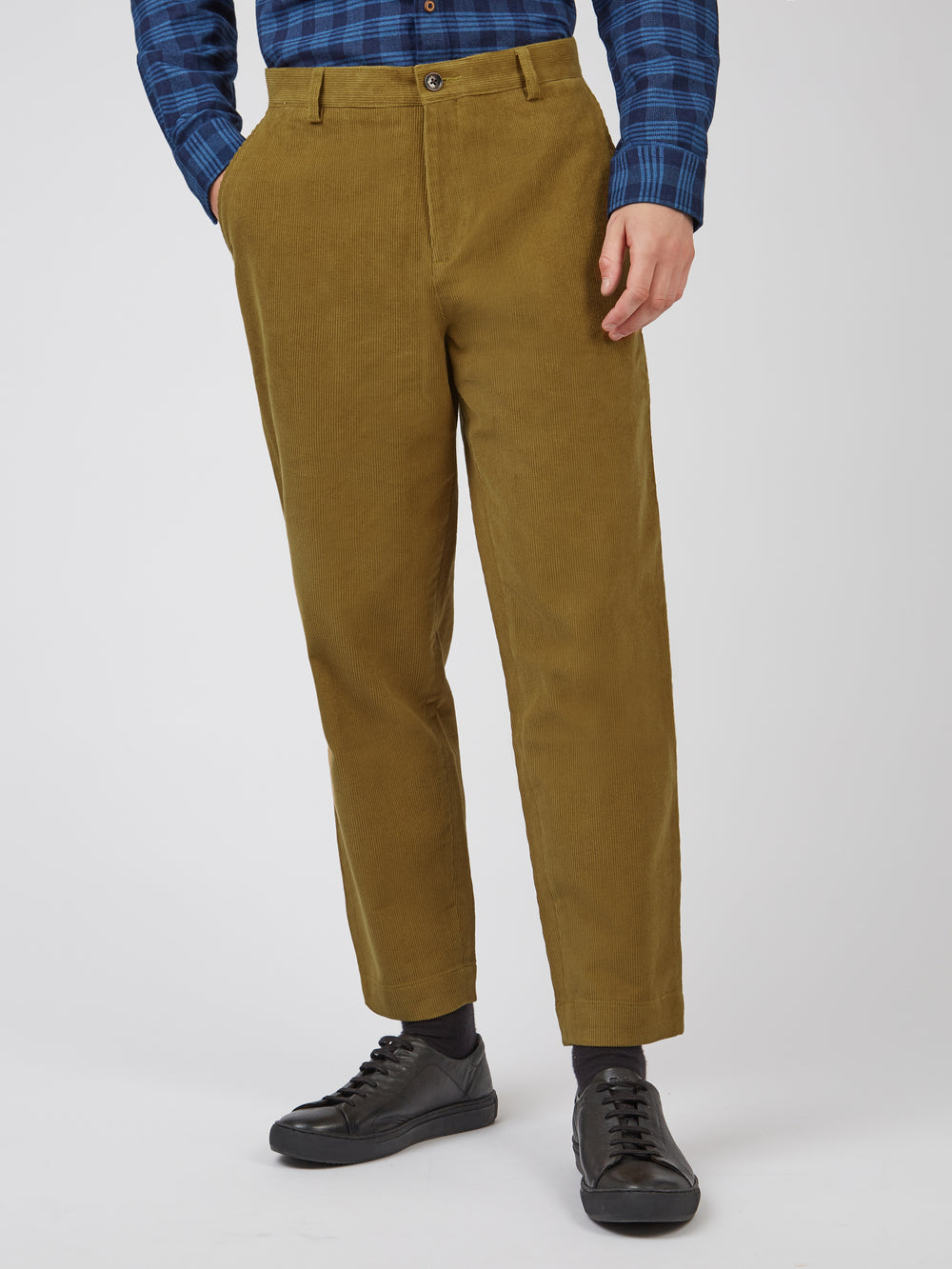 Brown Ben Sherman Tapered Corduroy Pants | 284516-TKR