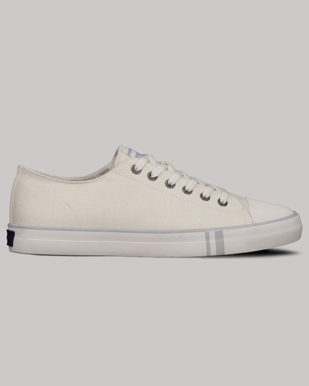 White Ben Sherman Hadley Lo Sneakers | 712634-ILV