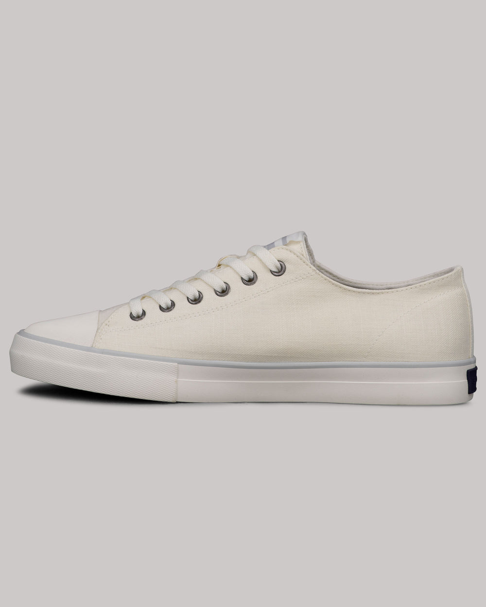 White Ben Sherman Hadley Lo Sneakers | 712634-ILV