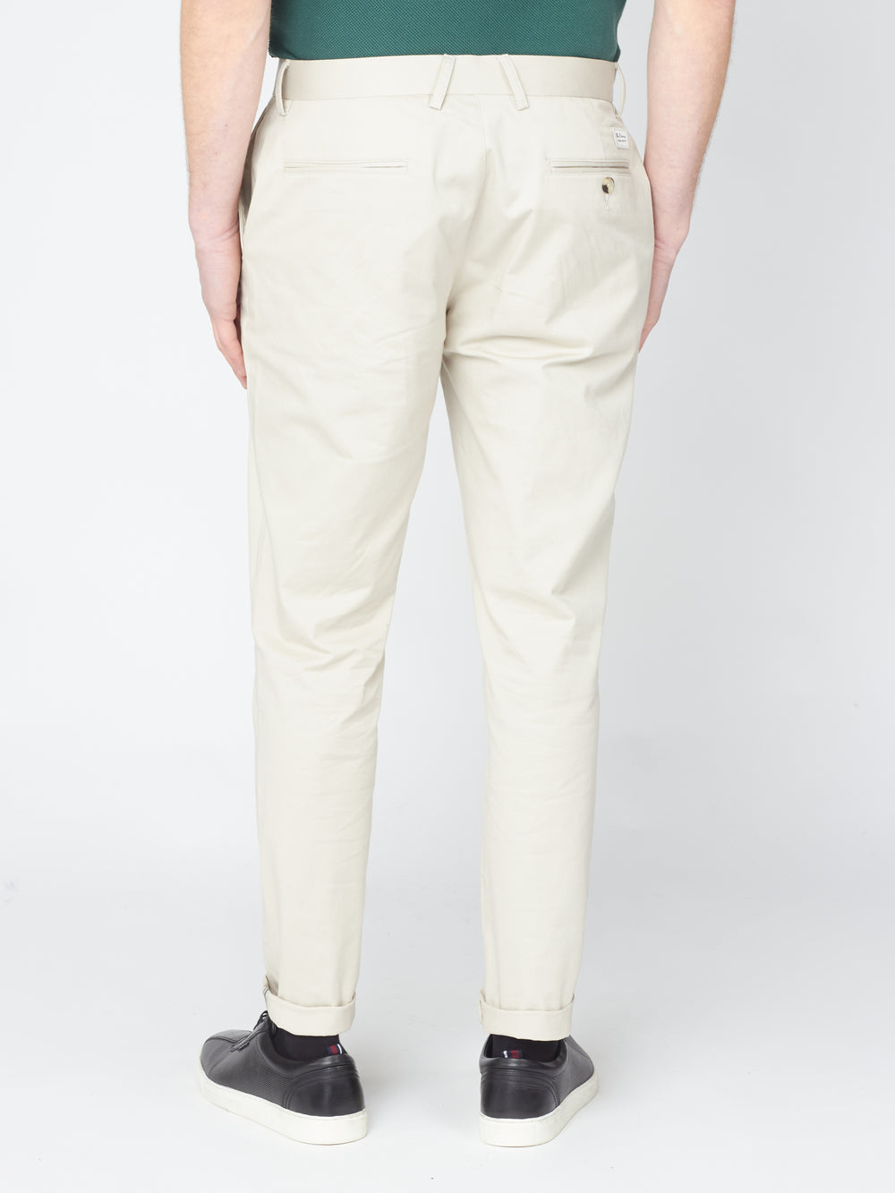 White Ben Sherman Signature Slim Stretch Chino Pants | 162850-TFI