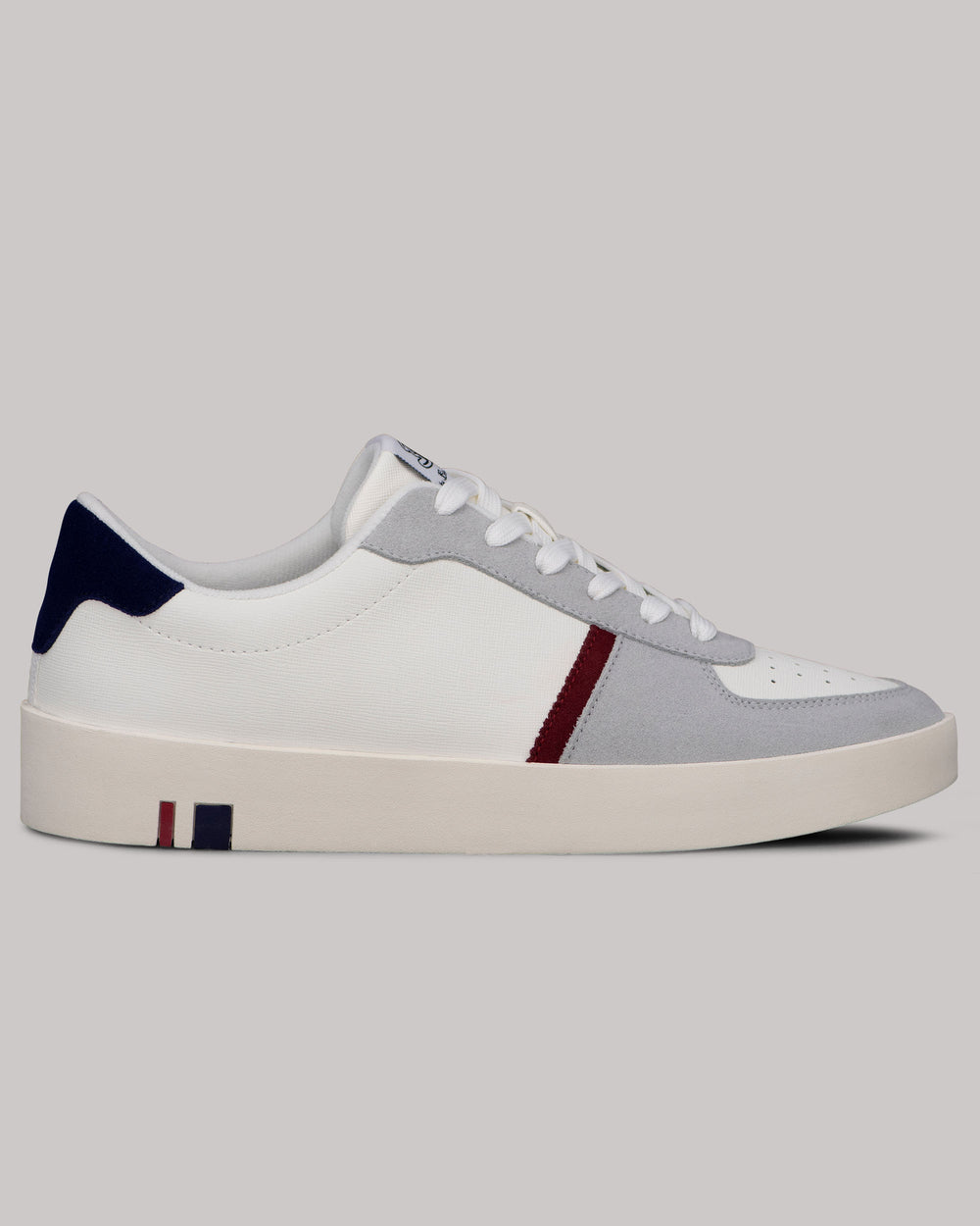 White / Navy Ben Sherman Richmond Sneakers | 079148-ZAT