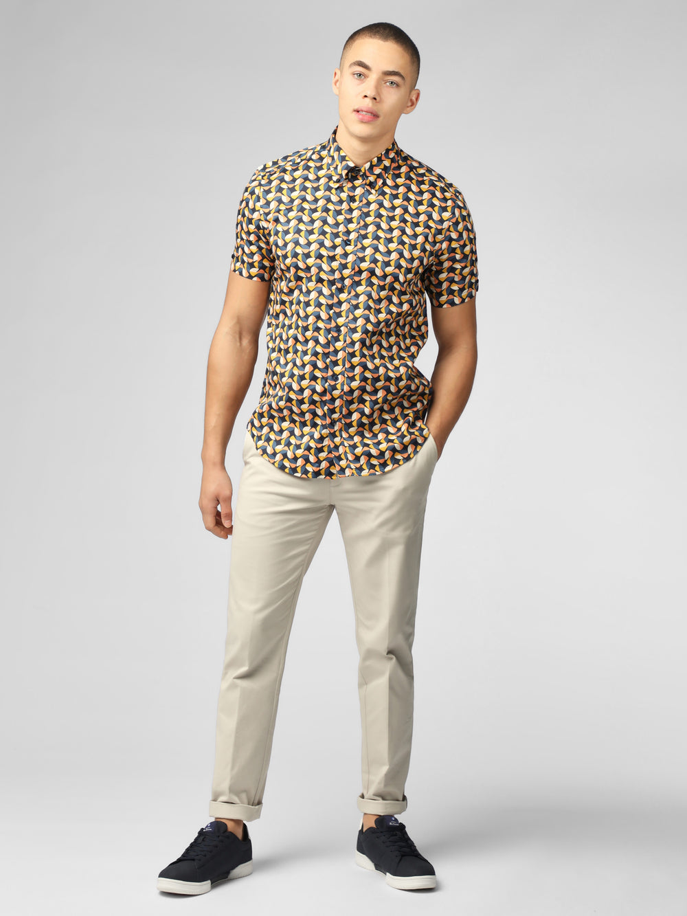 Yellow Ben Sherman Bahaus Geo Shirts | 489352-QTW