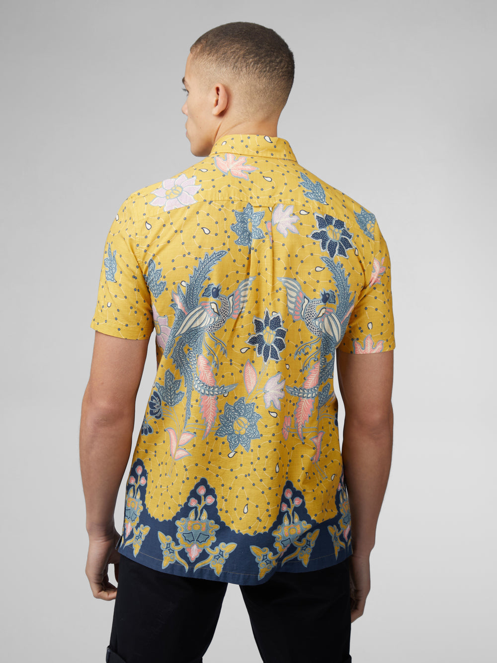 Yellow Ben Sherman Signature Abstract Botanical Print Shirts | 084579-NMS